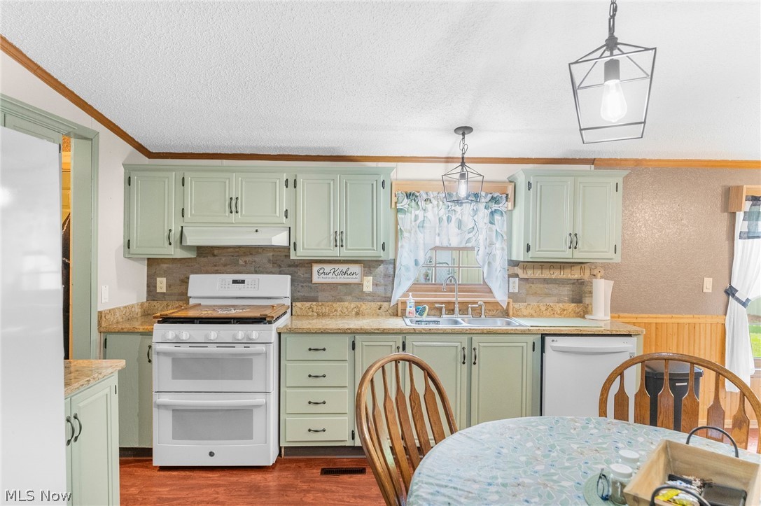 8445 Salem Unity Road Salem OH 44460