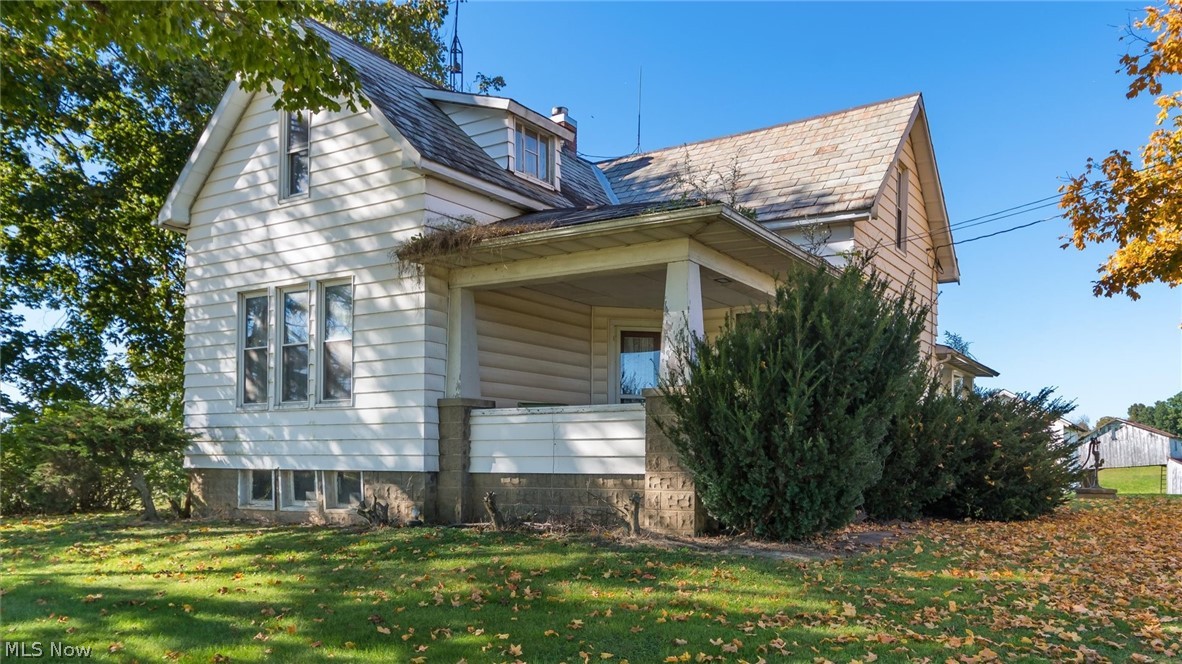 17791 Leatherwood Road Salesville OH 43778