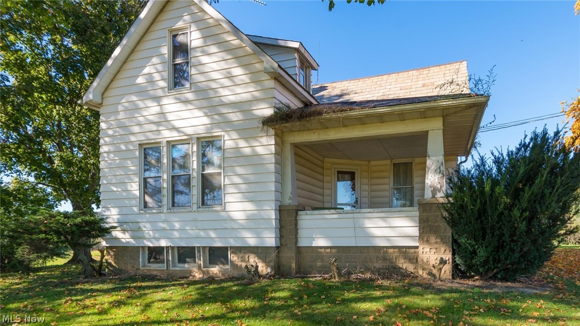 17791 Leatherwood Road Salesville OH 43778