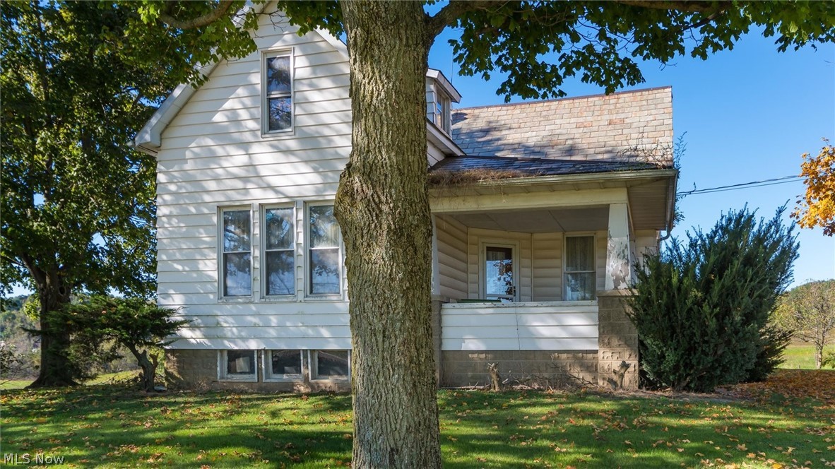17791 Leatherwood Road Salesville OH 43778