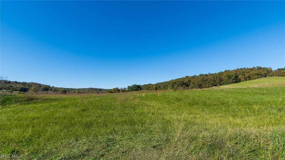 17791 Leatherwood Road Salesville OH 43778