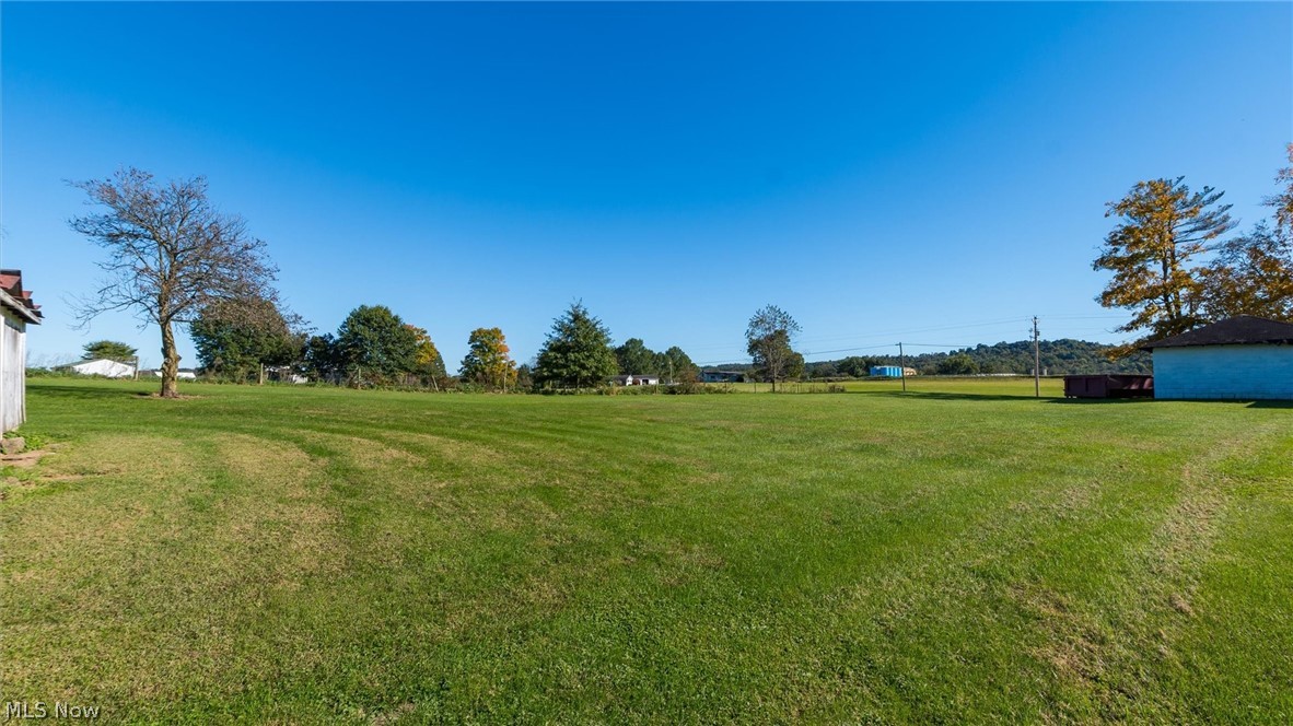 17791 Leatherwood Road Salesville OH 43778