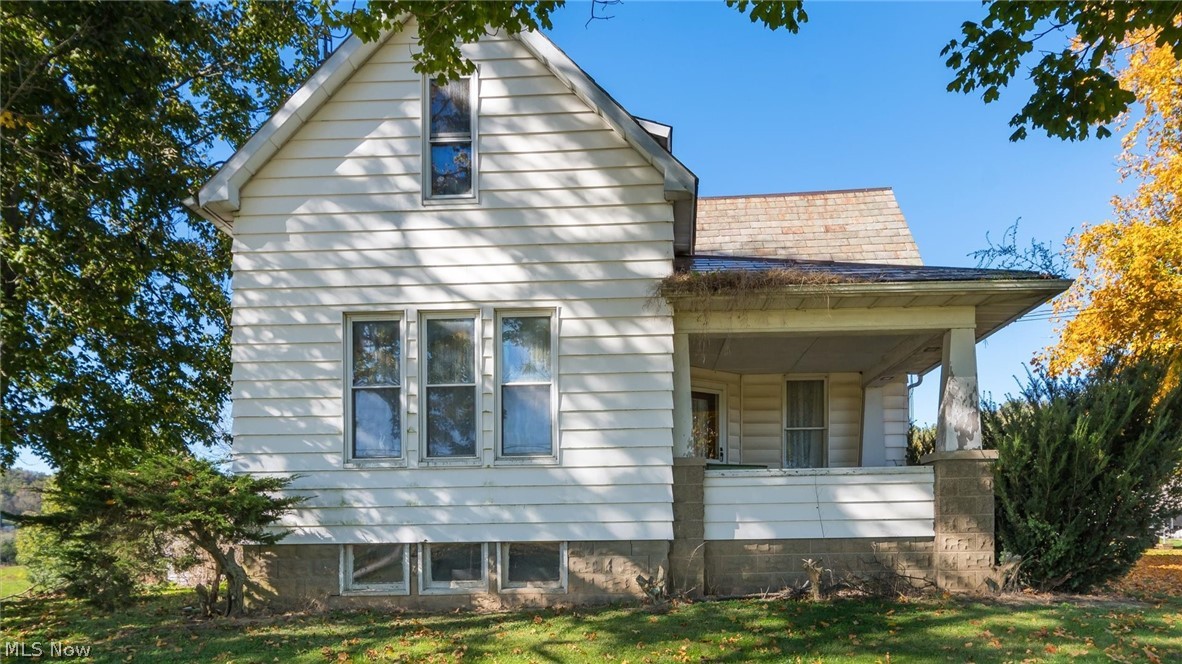 17791 Leatherwood Road Salesville OH 43778