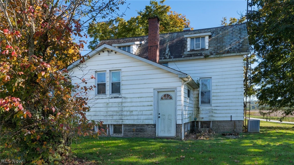 17791 Leatherwood Road Salesville OH 43778