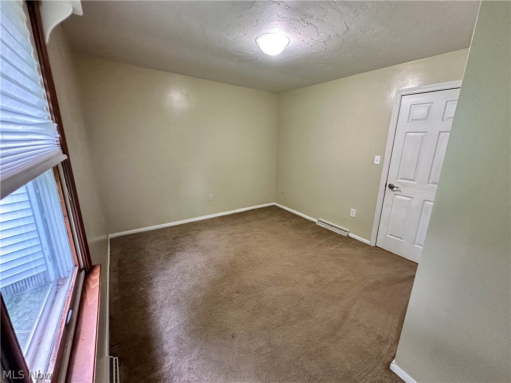 3183 Kingsridge Road East Liverpool OH 43920