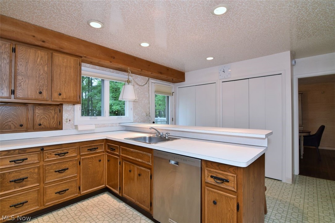 6490 Foxboro Drive Mayfield Village OH 44143