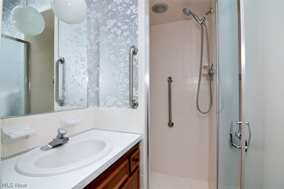 6490 Foxboro Drive Mayfield Village OH 44143