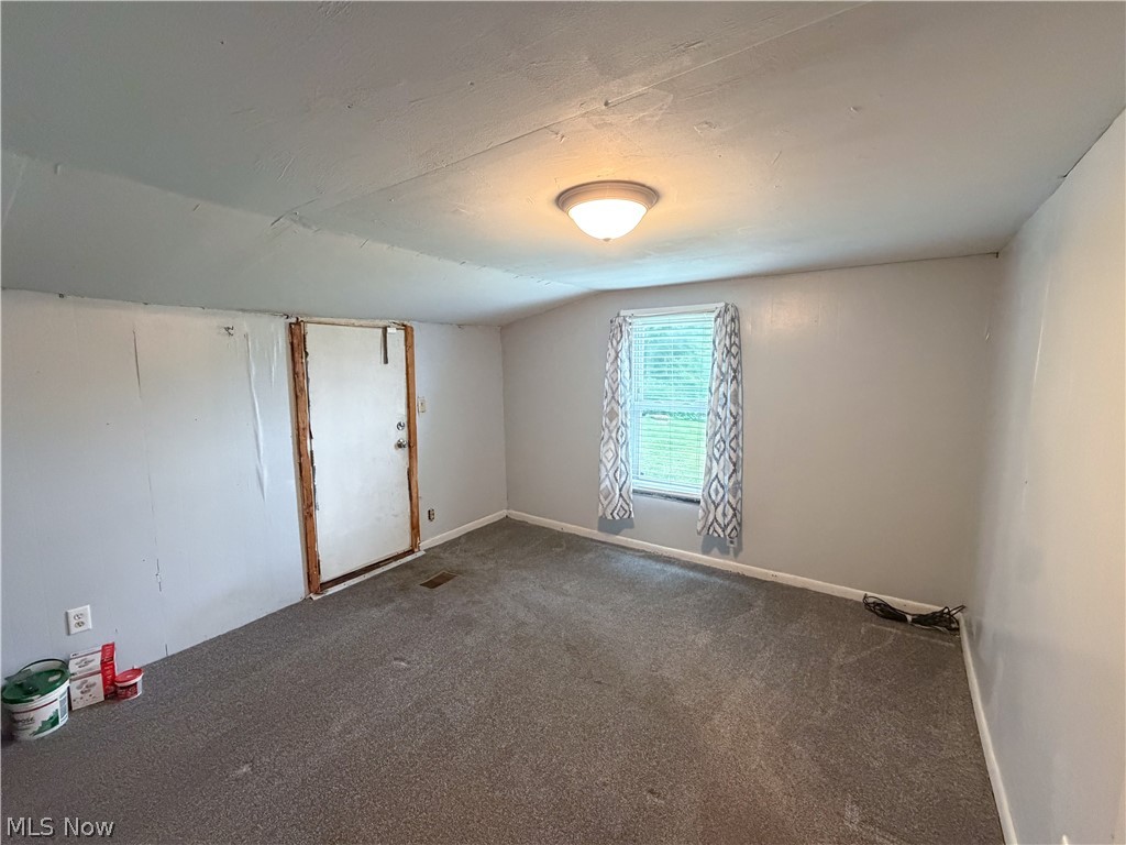 349 Fishers Lane Zanesville OH 43701