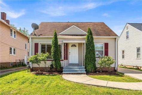 2411 Brookdale Avenue Parma OH 44134