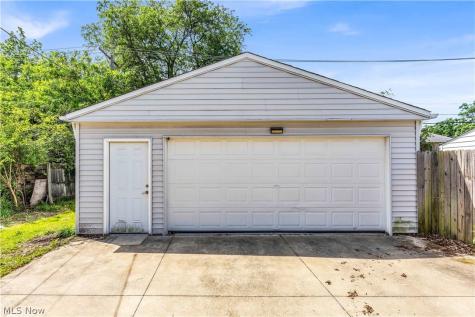 2411 Brookdale Avenue Parma OH 44134