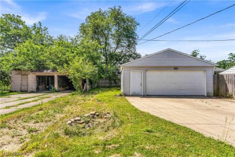 2411 Brookdale Avenue Parma OH 44134