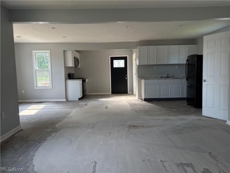 8307 Cleveland Avenue NW Canton OH 44720