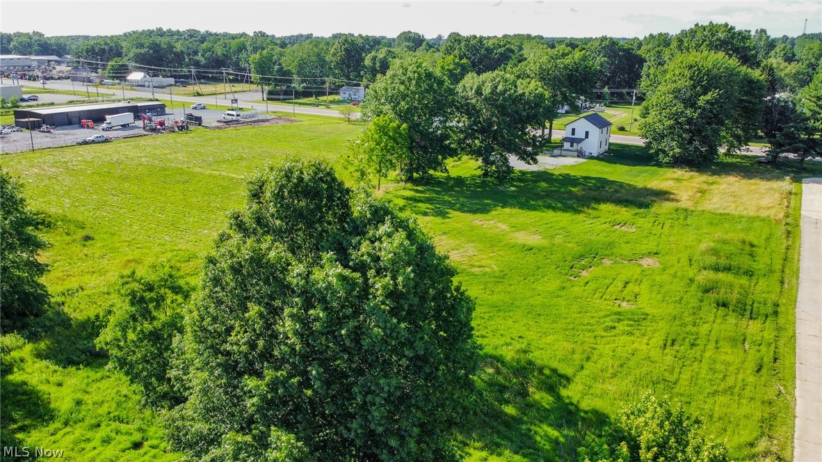 7437 E Lincoln Way Apple Creek OH 44606