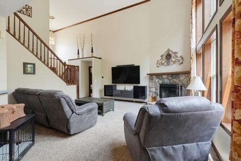 10313 Dayflower Drive Twinsburg OH 44087