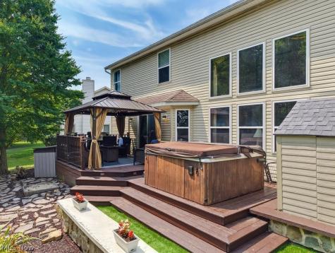 10313 Dayflower Drive Twinsburg OH 44087
