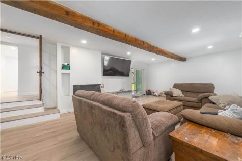5226 State Route 60 Wakeman OH 44889