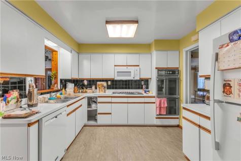 21757 Mastick Road Fairview Park OH 44126