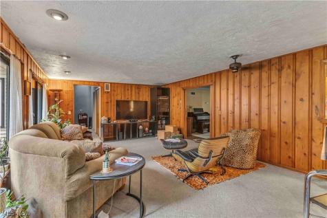 21757 Mastick Road Fairview Park OH 44126
