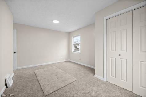 624 Eastern Heights Boulevard Elyria OH 44035