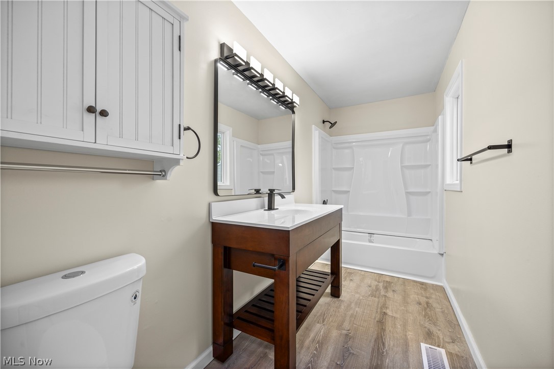 624 Eastern Heights Boulevard Elyria OH 44035