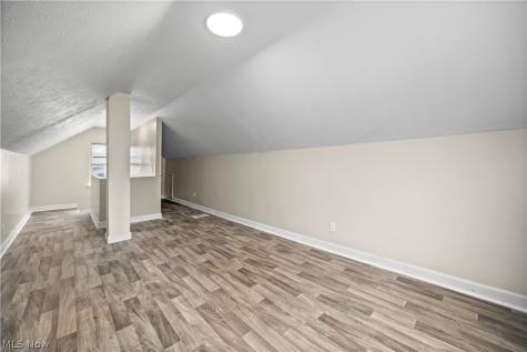 624 Eastern Heights Boulevard Elyria OH 44035