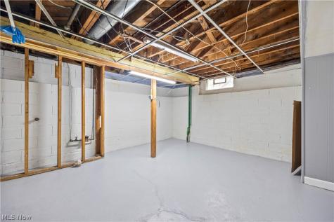 624 Eastern Heights Boulevard Elyria OH 44035