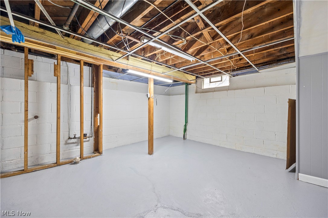 624 Eastern Heights Boulevard Elyria OH 44035