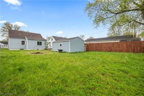 624 Eastern Heights Boulevard Elyria OH 44035
