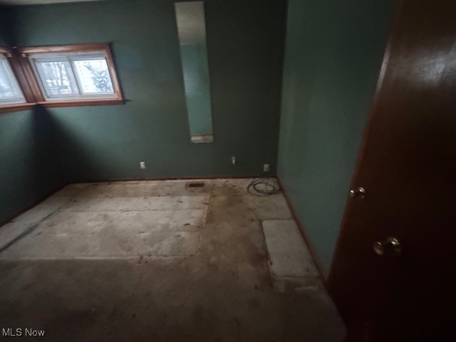 1525 Denison Avenue NW Warren OH 44485