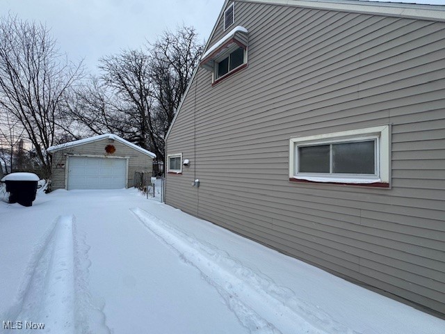 1525 Denison Avenue NW Warren OH 44485