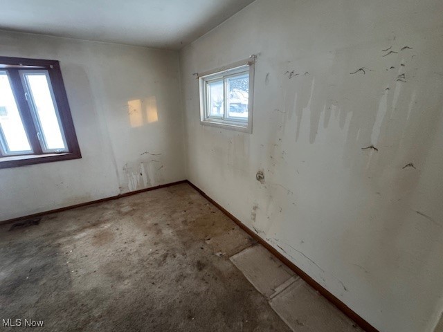 1525 Denison Avenue NW Warren OH 44485