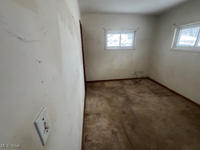 1525 Denison Avenue NW Warren OH 44485