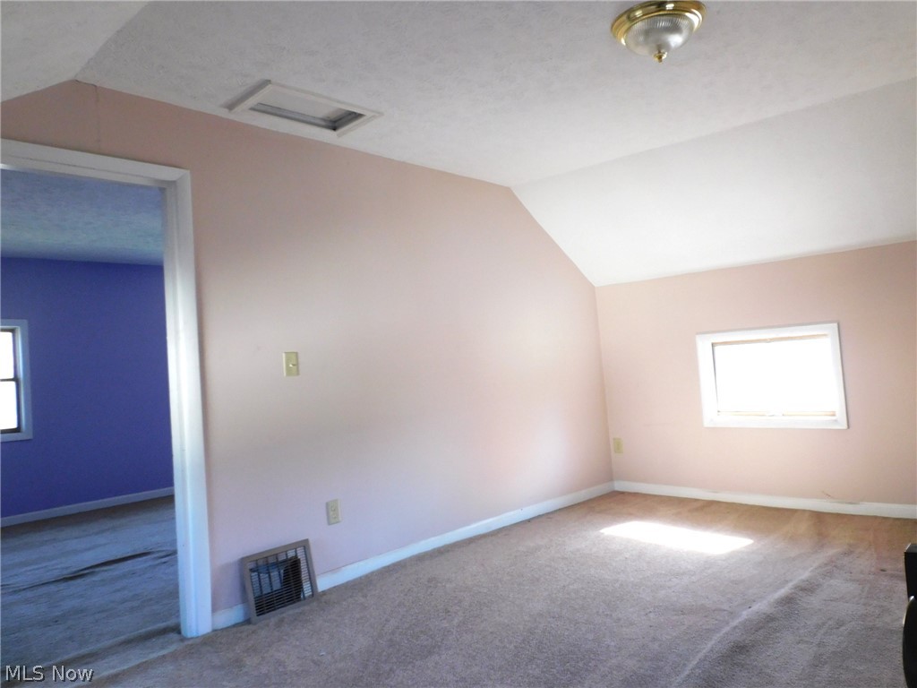 389 Broad Street Conneaut OH 44030