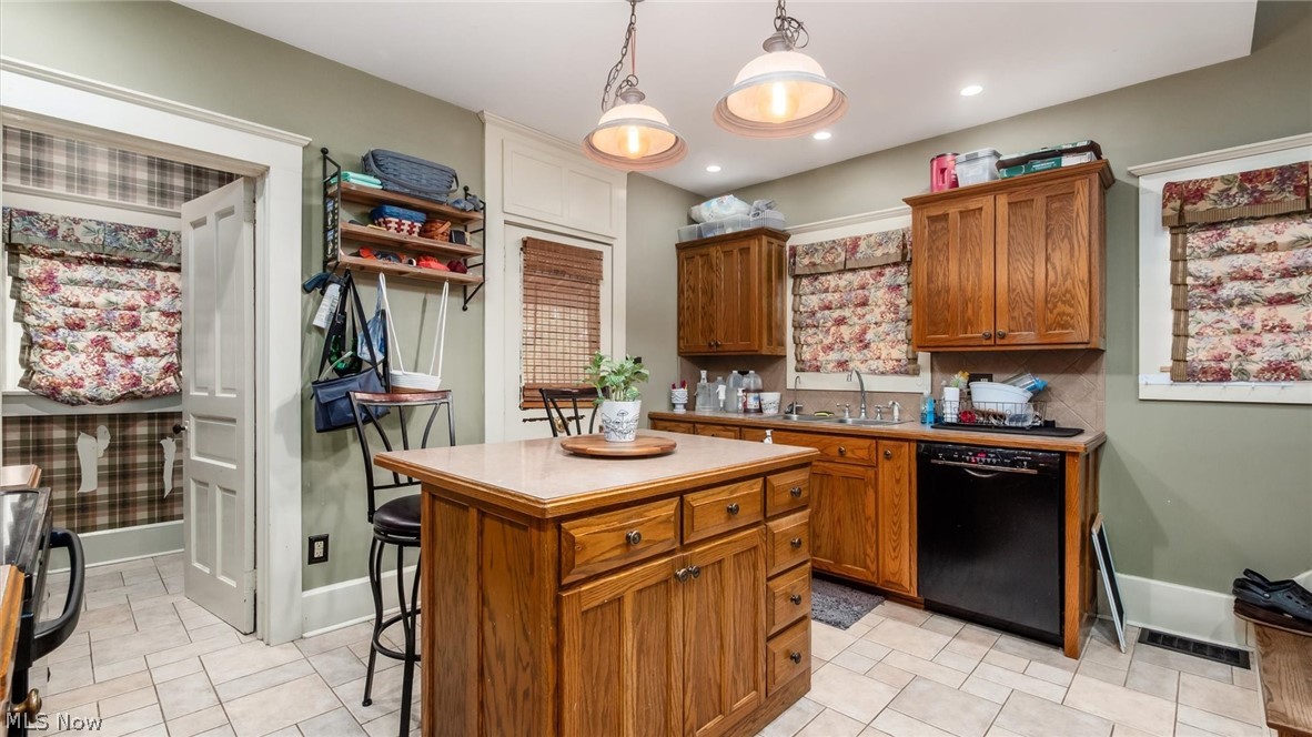 339 Taylor Zanesville OH 43701