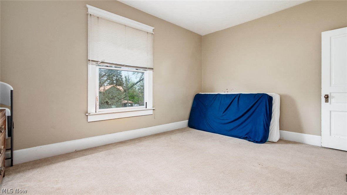 339 Taylor Zanesville OH 43701