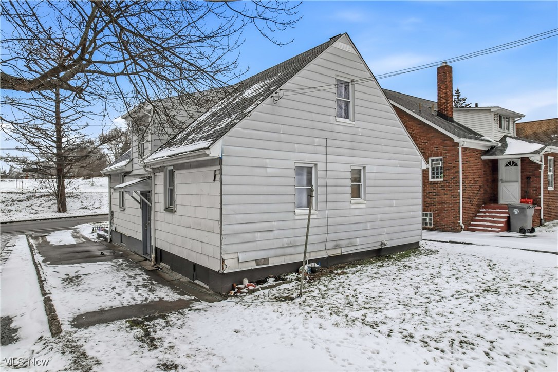 1946 Connecticut Avenue Youngstown OH 44509