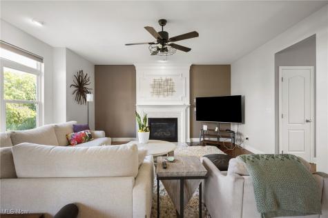 742 Brookside Circle Avon Lake OH 44012