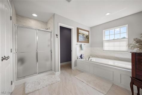 742 Brookside Circle Avon Lake OH 44012