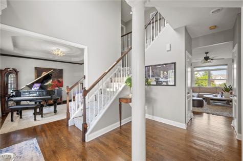 742 Brookside Circle Avon Lake OH 44012