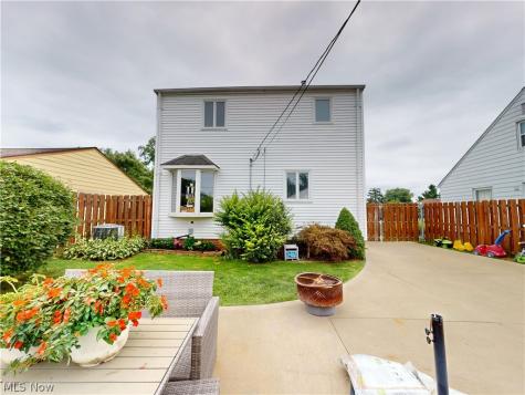 32325 Dickerson Road Willowick OH 44095