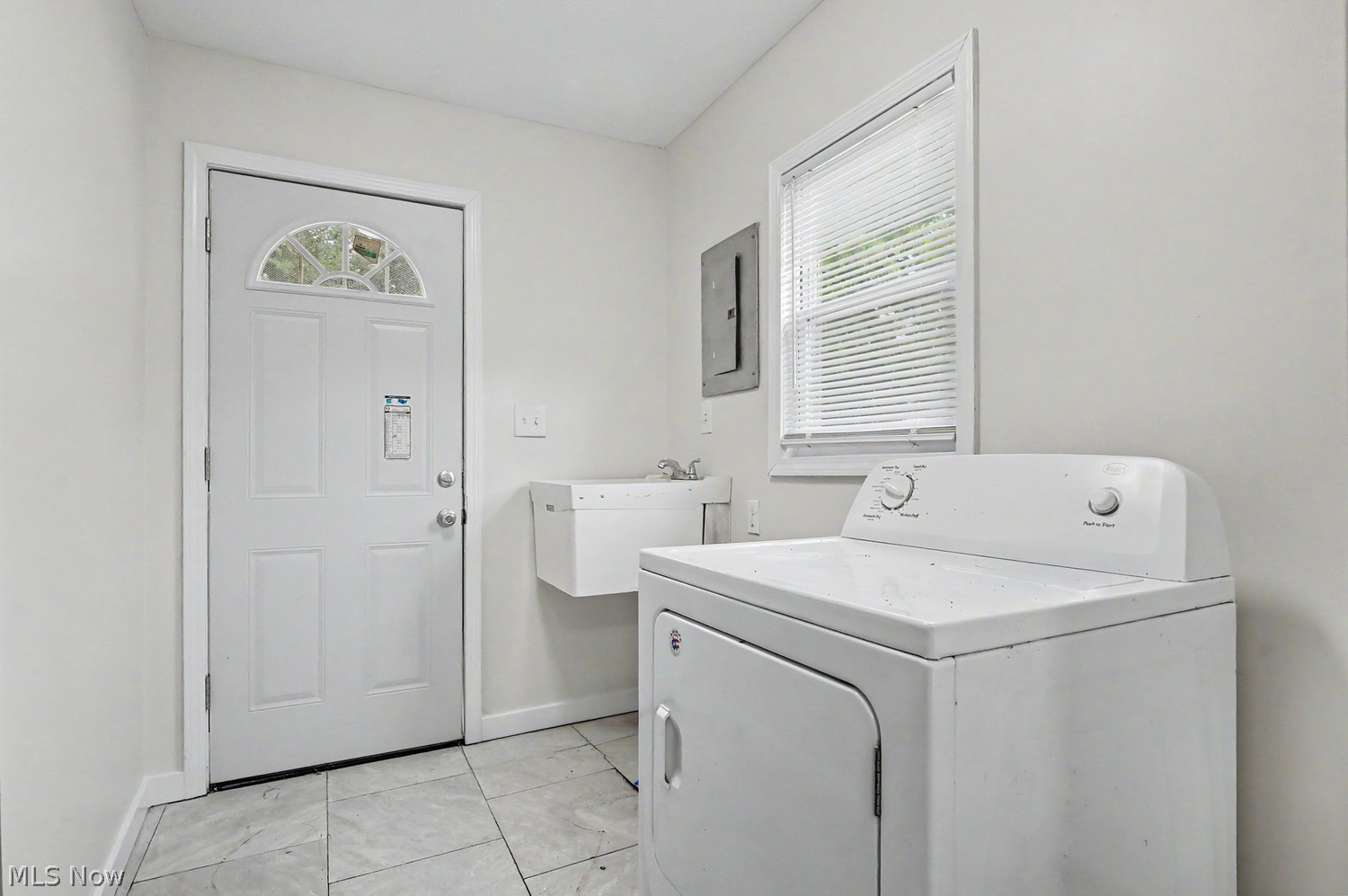 1328 Winton Avenue Akron OH 44320