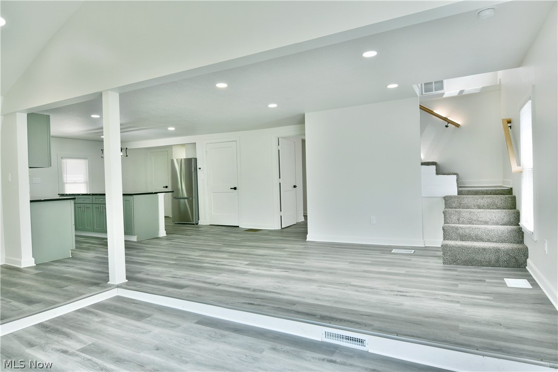 1911 Hubbard Thomas Road Hubbard OH 44425