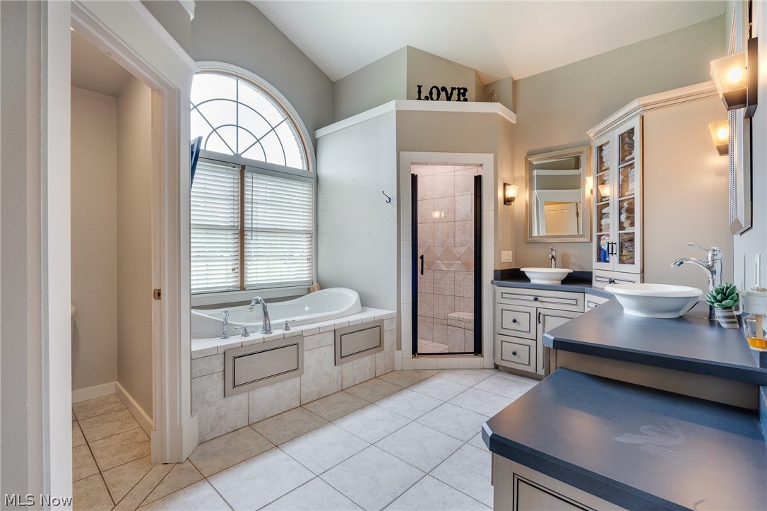 4493 Shanks Phalanx Road Southington OH 44470