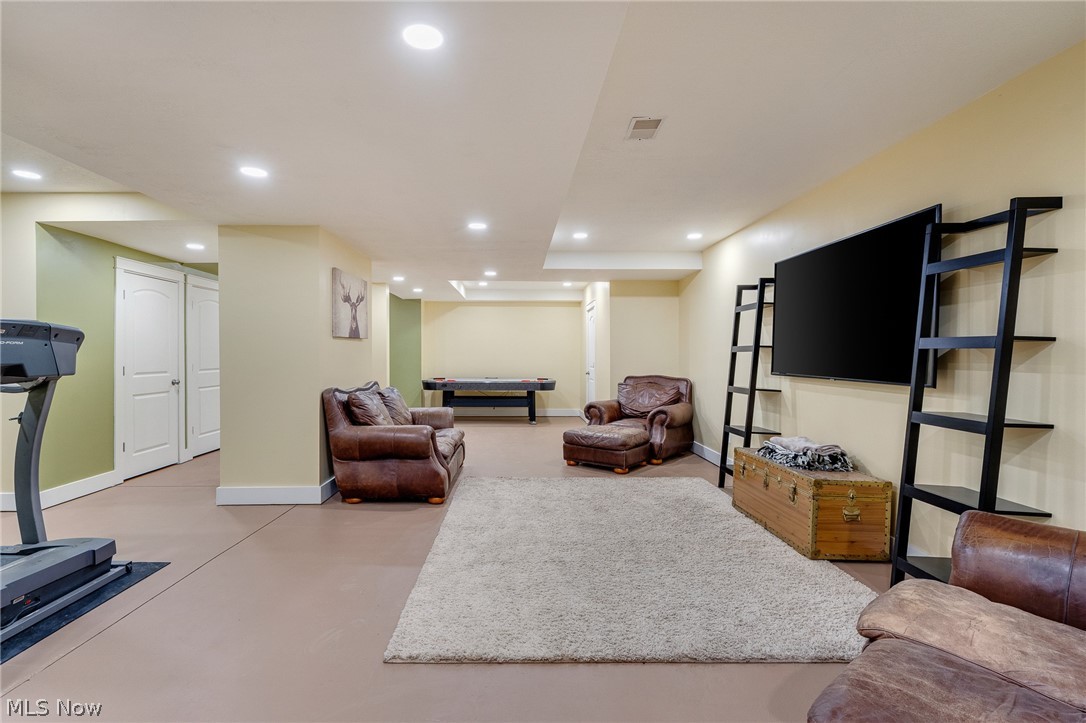 4493 Shanks Phalanx Road Southington OH 44470