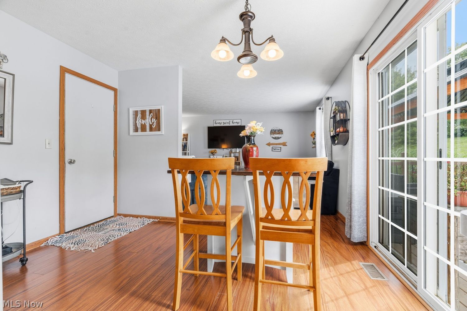 6192 Apple Street Louisville OH 44641