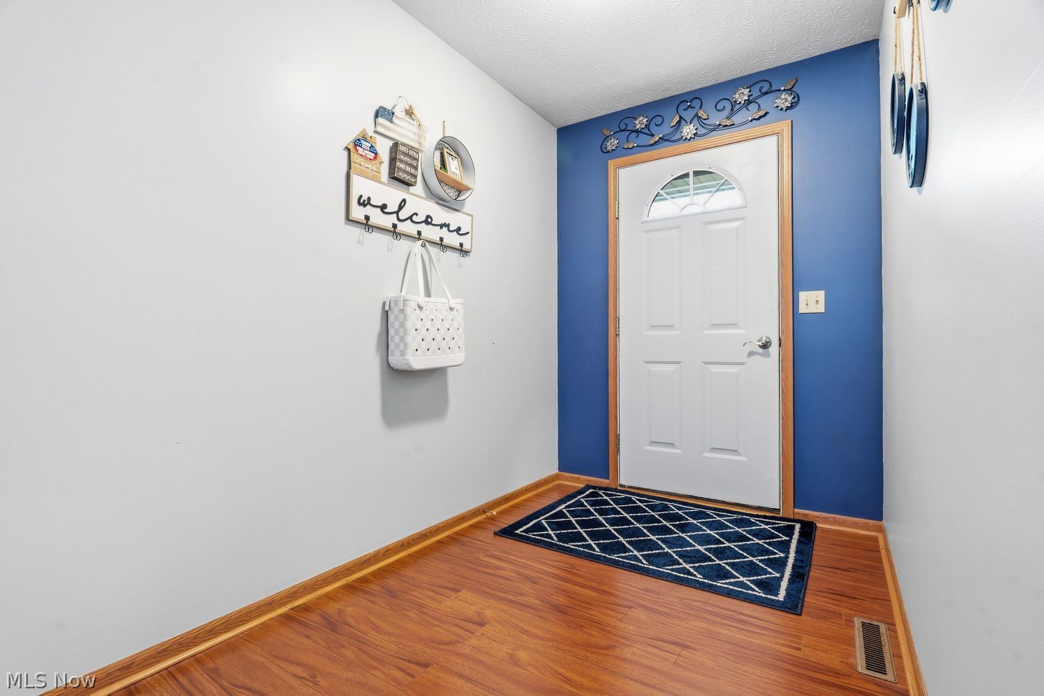 6192 Apple Street Louisville OH 44641