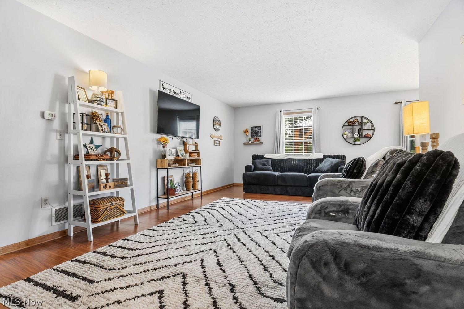 6192 Apple Street Louisville OH 44641