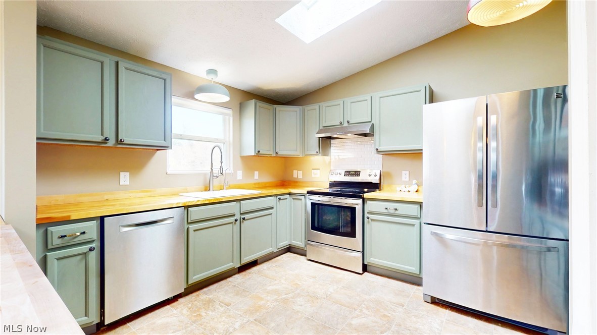 18440 Rapids Road Hiram OH 44234