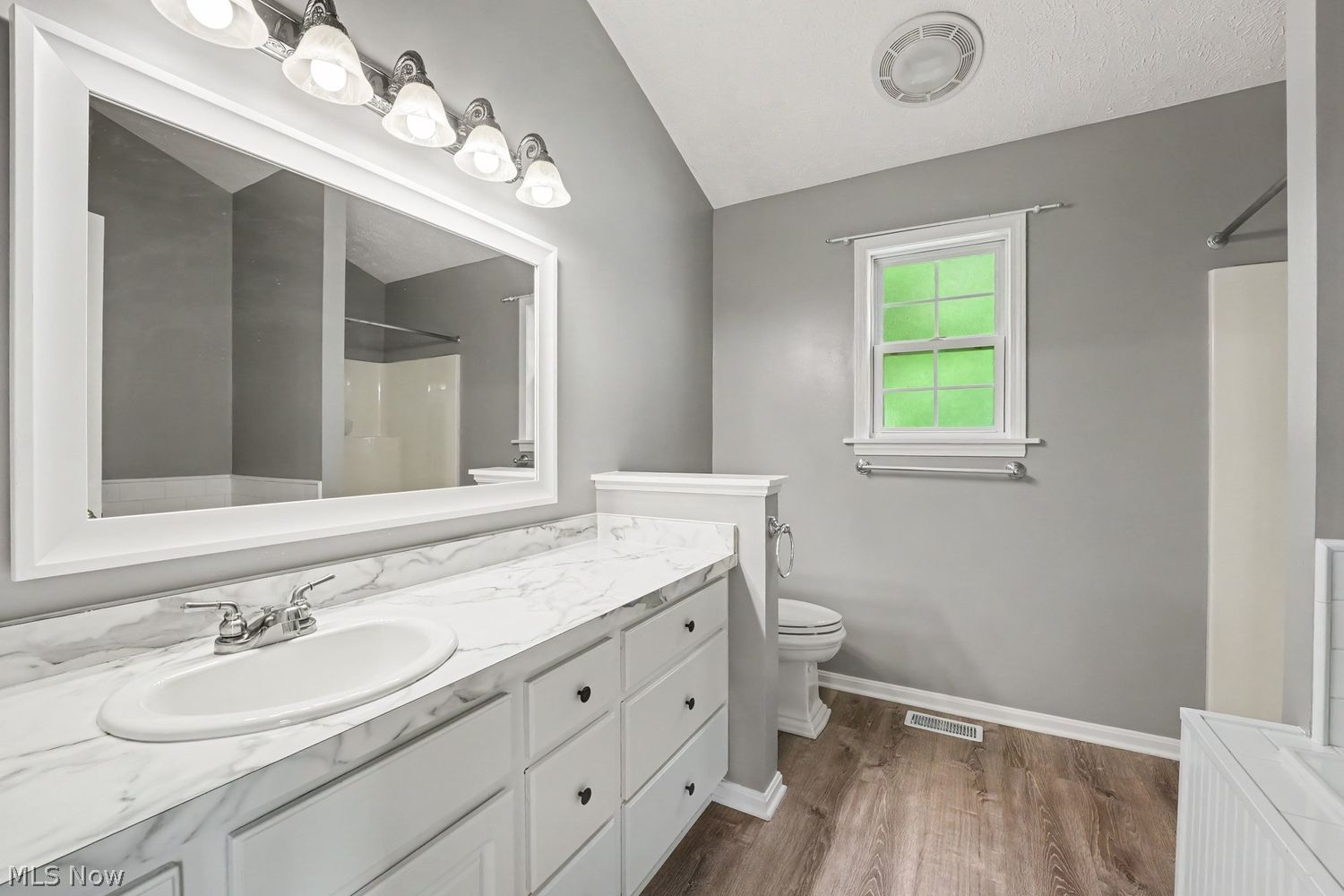 2044 Haines Road Madison OH 44057