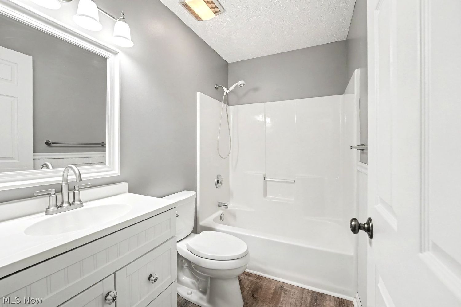 2044 Haines Road Madison OH 44057